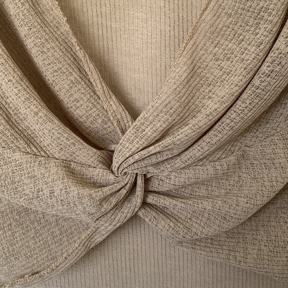 Lightweight longsleeve mesh top taupe - Picture 4 of 4